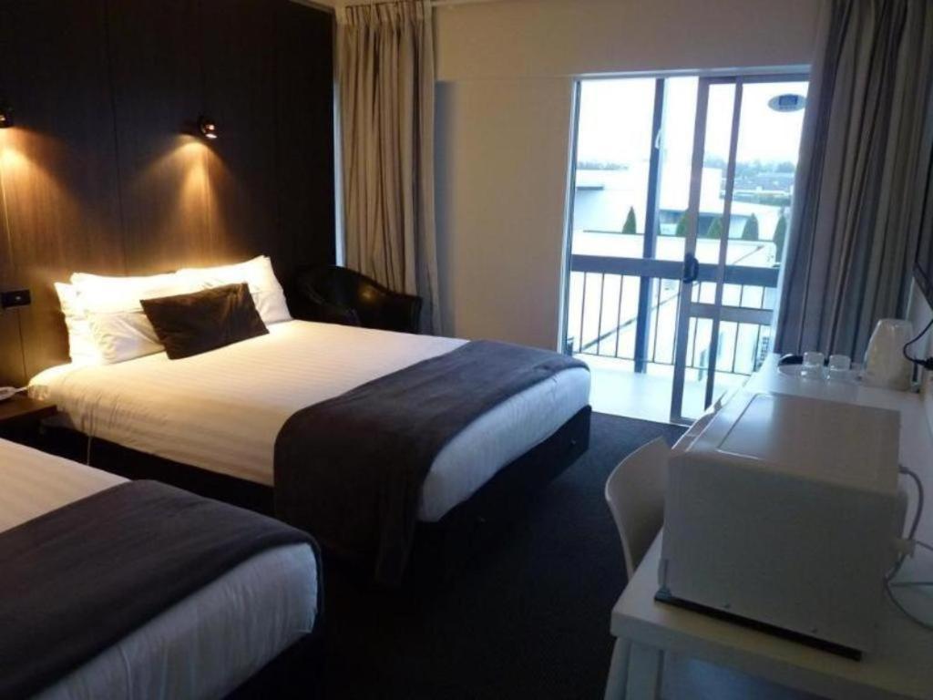 The Riccarton Hotel Christchurch Exterior foto